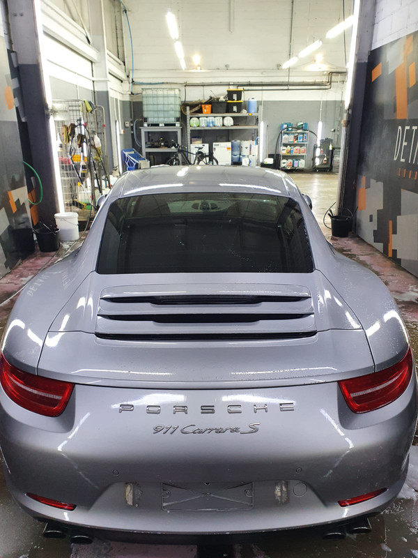 AECAA48A-99DC-4611-A1D1-E69791763592