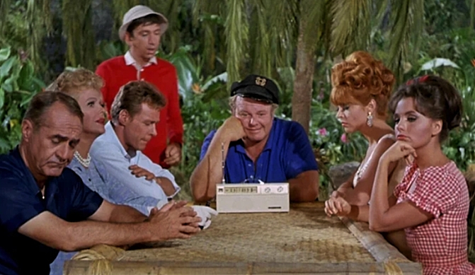 STAR-TREK-GILLIGANS-ISLAND-2-A-FOTOR.jpg