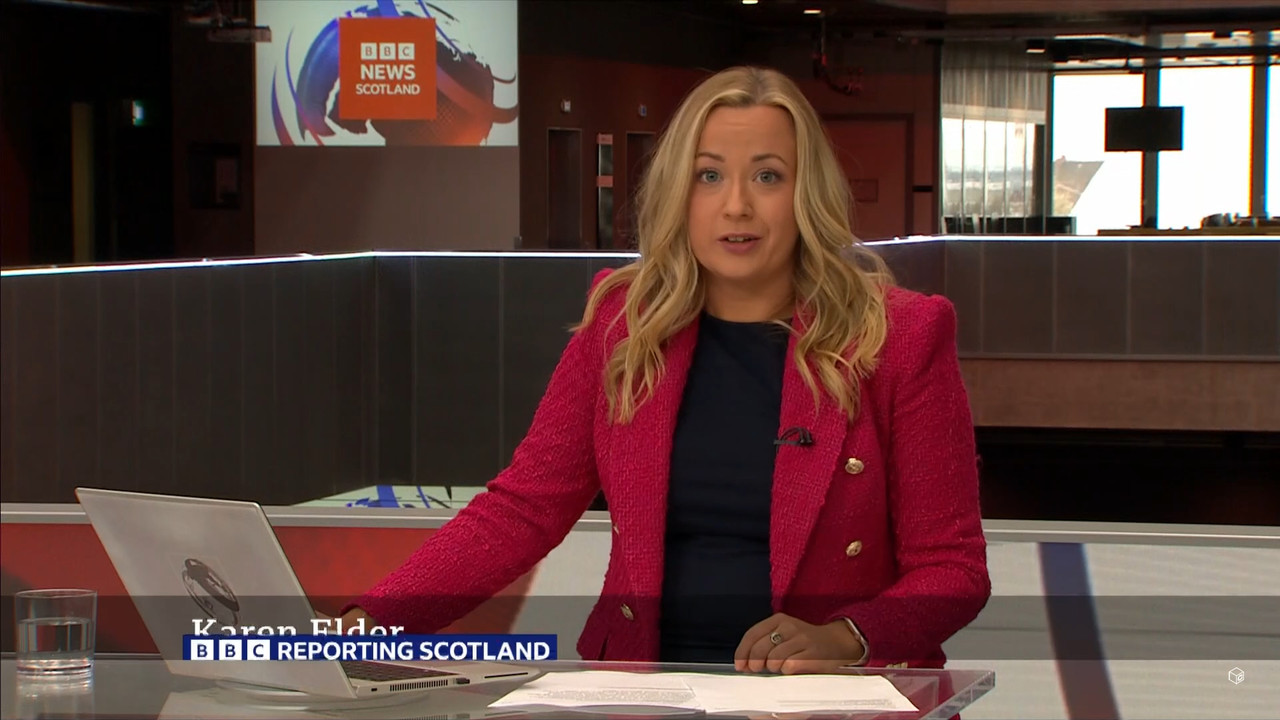 04.09 - 17.50.01 - BBC London News. The latest stories from the BBC L....ts_snapshot_07.13.951