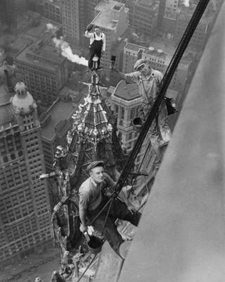 Painters-Woolworth-Building-1926