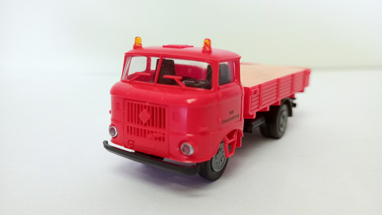 Mach (3352)