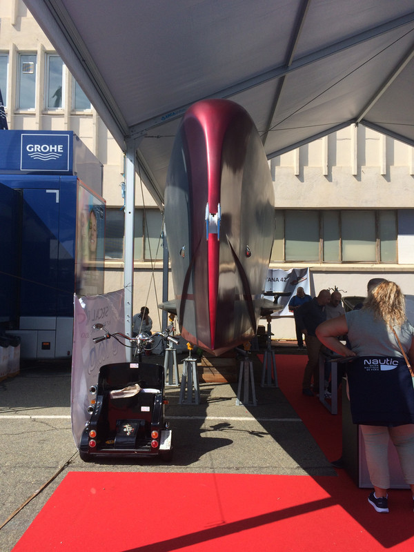 B93DEB40-9E0C-4D2D-9FF7-0C69BF9991EB