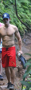 Orlando-Bloom-superficial-guys-13