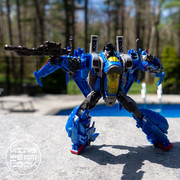 SS-89-Bumblebee-Movie-Thundercracker-01