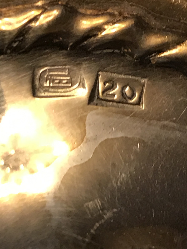 C72E7A76-7700-4472-BC77-ACFF73CCF5F4