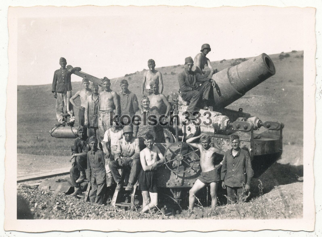 Foto Kanoniere am schweren Mörser auf der Krim Artillerie Sewastopol Beschuss !