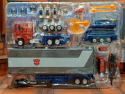 11-MP-44-Convoy-Optimus-Prime-V3