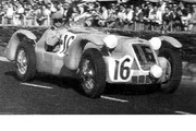 24 HEURES DU MANS YEAR BY YEAR PART ONE 1923-1969 - Page 19 49lm16-Delahaye-D6-S-Versini-Serraud