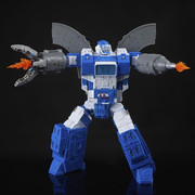 Generations-Selects-Titan-Guardian-Lunar-06