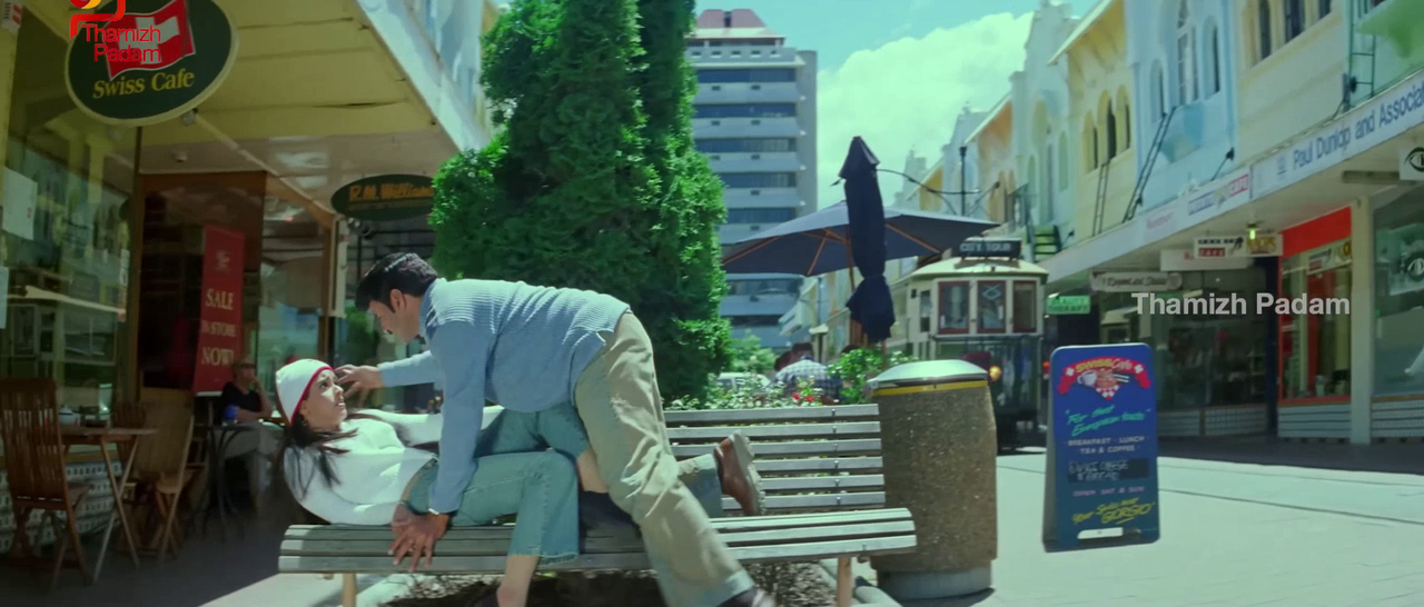 vlcsnap-2025-09-30-17h44m53s600