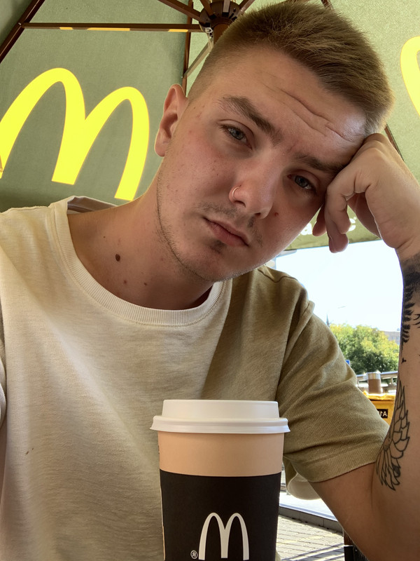 69BCF640-2929-4440-8837-37DE63FE1368