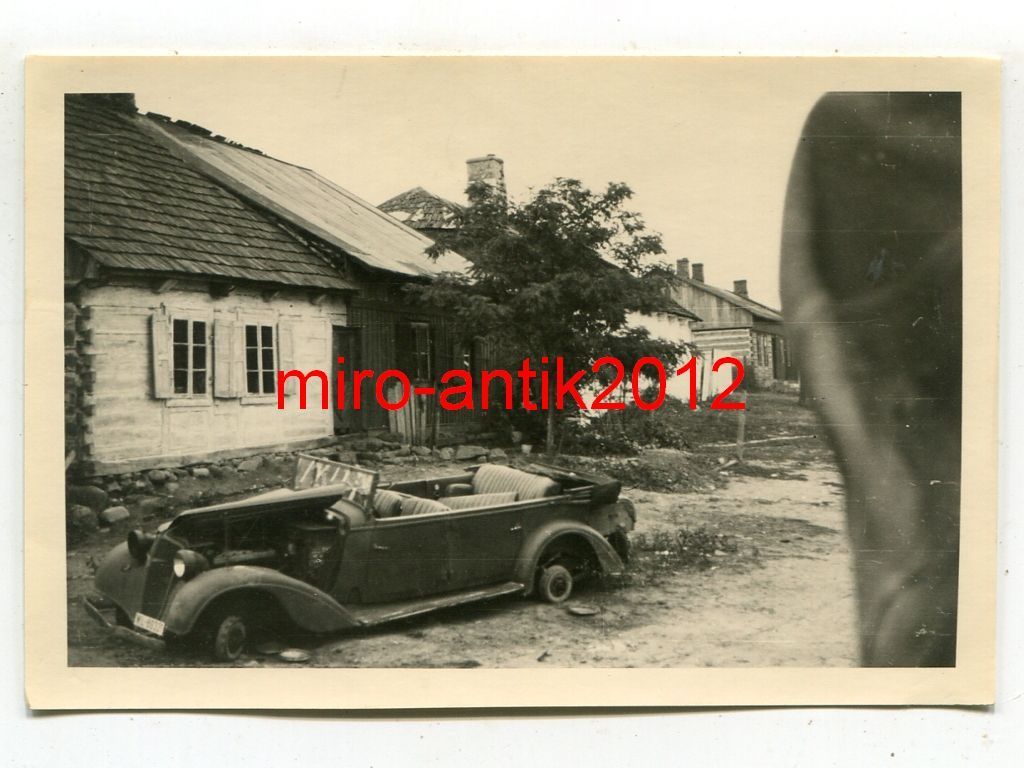 Foto, Panzerregiment 1, zerstörter PKW, Partisan