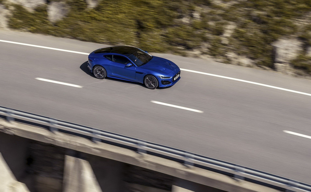 2021 Jaguar F-Type (14)