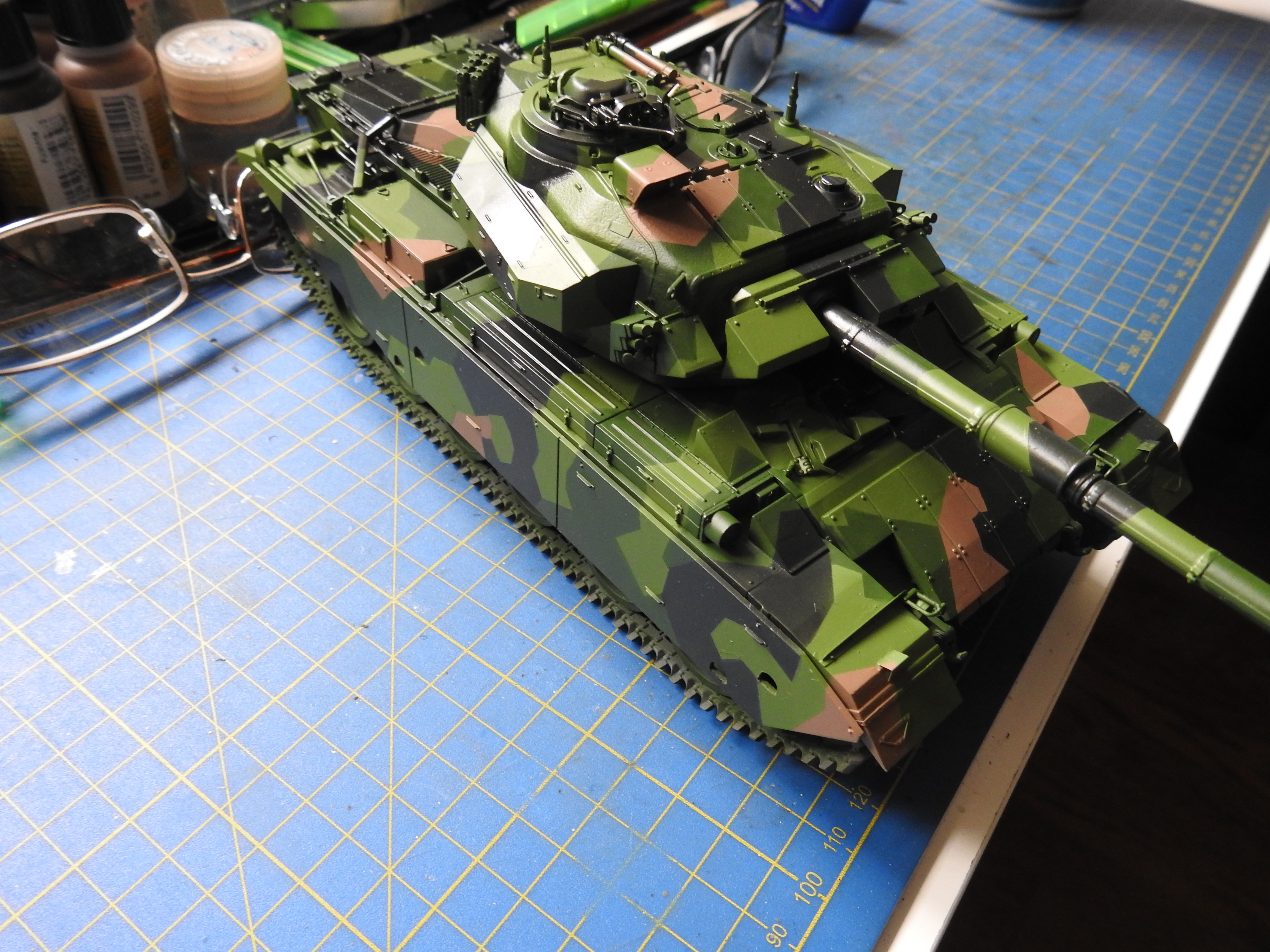 Strv 104 Centurion, Amusing Hobby, 1/35 DSCN0180