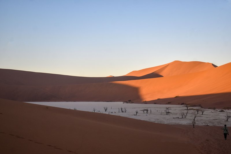 Африканские каникулы - зверики Крюгера, пески Намибии, воды Виктории