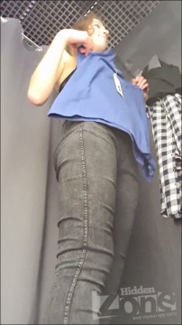 [Image: Voyeur22385121856.jpg]