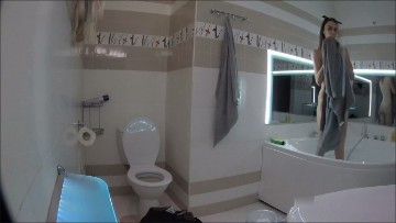 [Image: Voyeur36585131246.jpg]