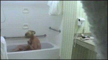 [Image: Voyeur30425144018.jpg]