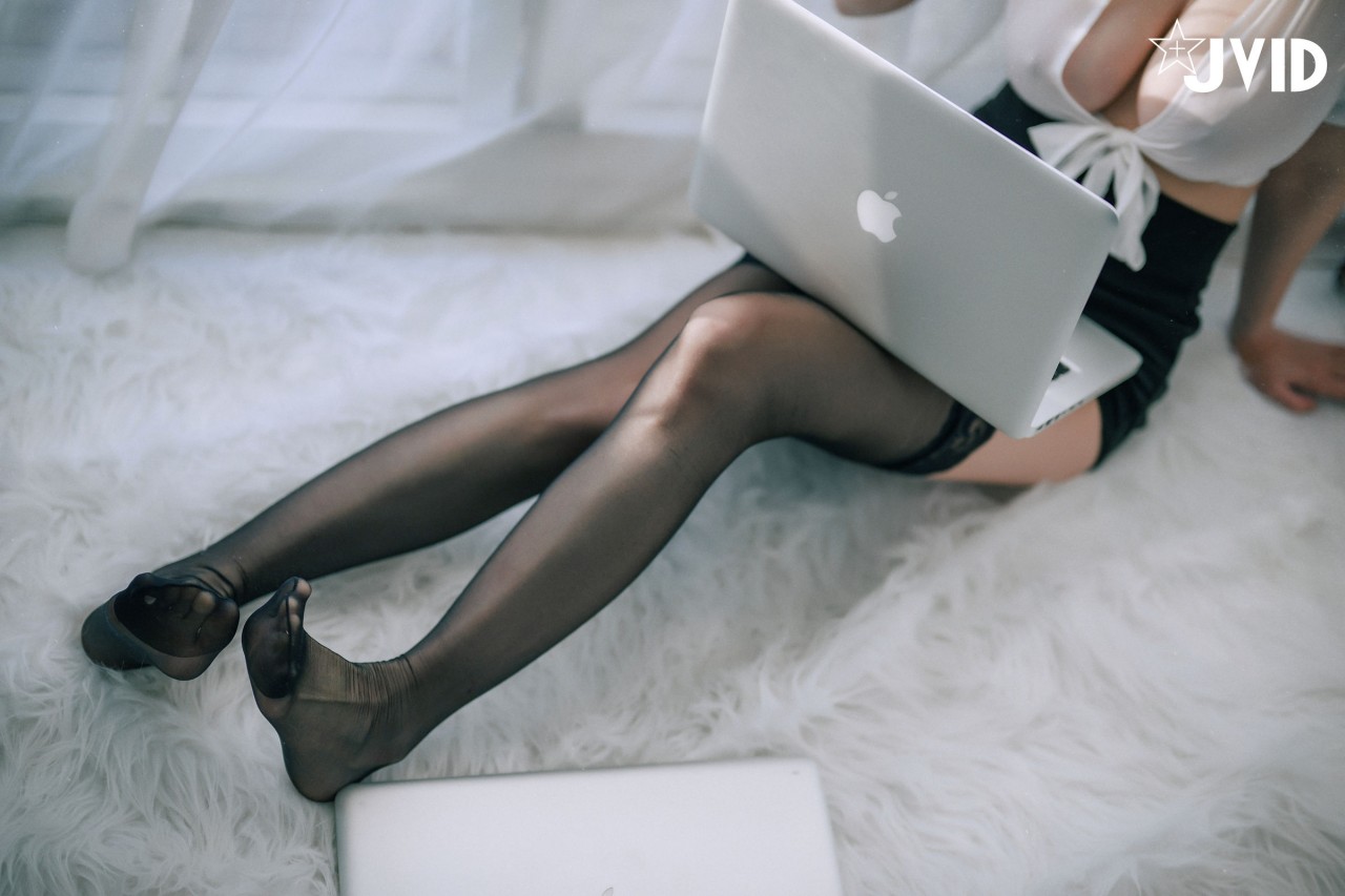 jvid 写真 《黎菲儿超完美女同事》86P，露肩装+短裙，回头率满分插图4