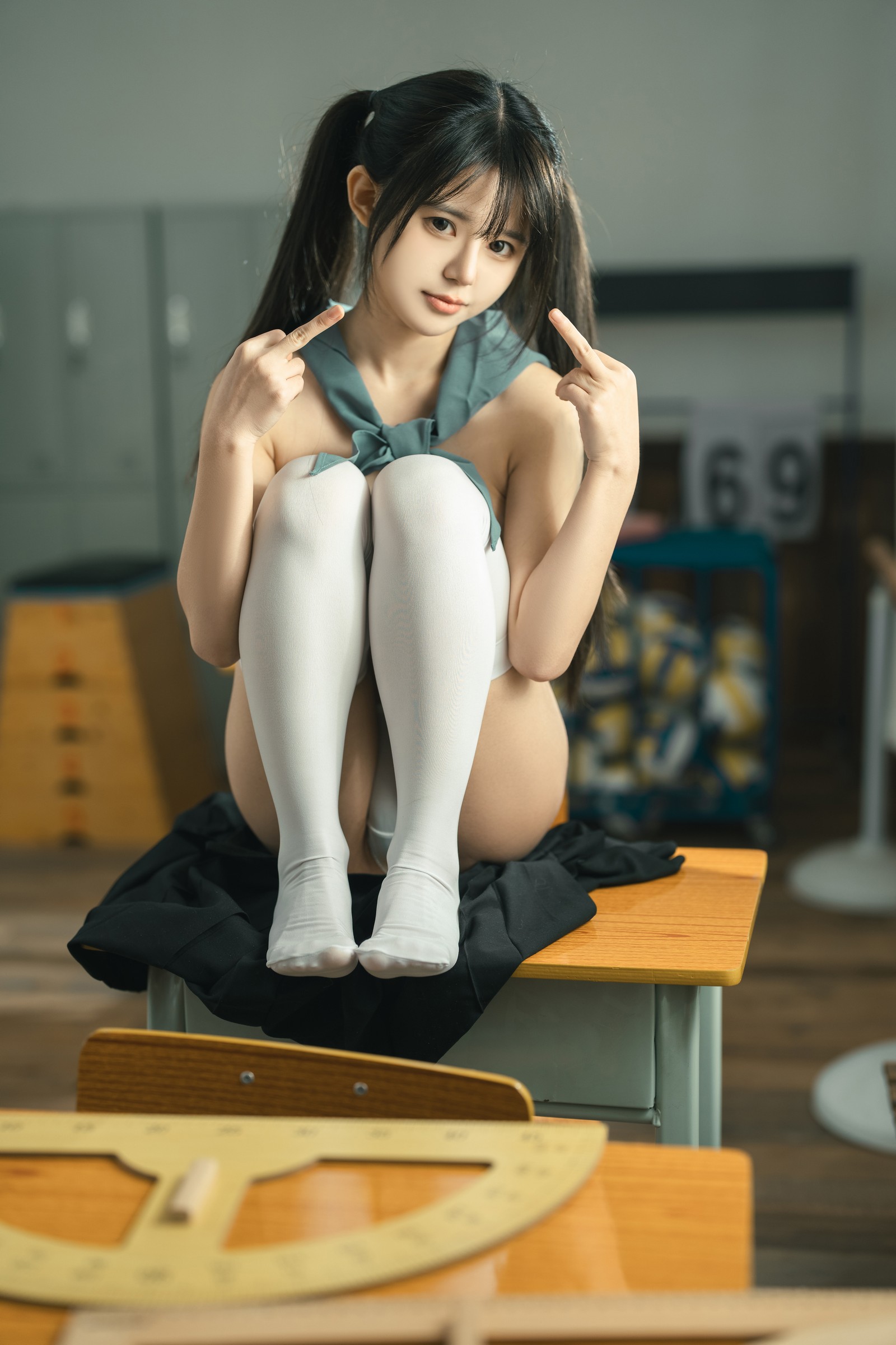 rua阮阮 授课中 教室主题 写真合集｜剧情系校园写真（57P｜855MB）插图4
