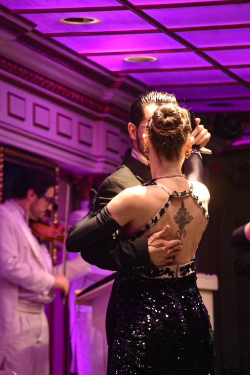 В джазе только девушки или аргентинско-бразильский калейдоскоп В джазе только девушки или аргентинско-бразильский калейдоскоп