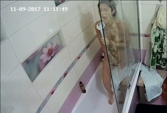 [Image: Voyeur14185083239.jpg]
