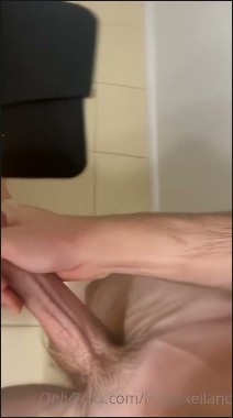 [Image: Cumshots15119092915.jpg]