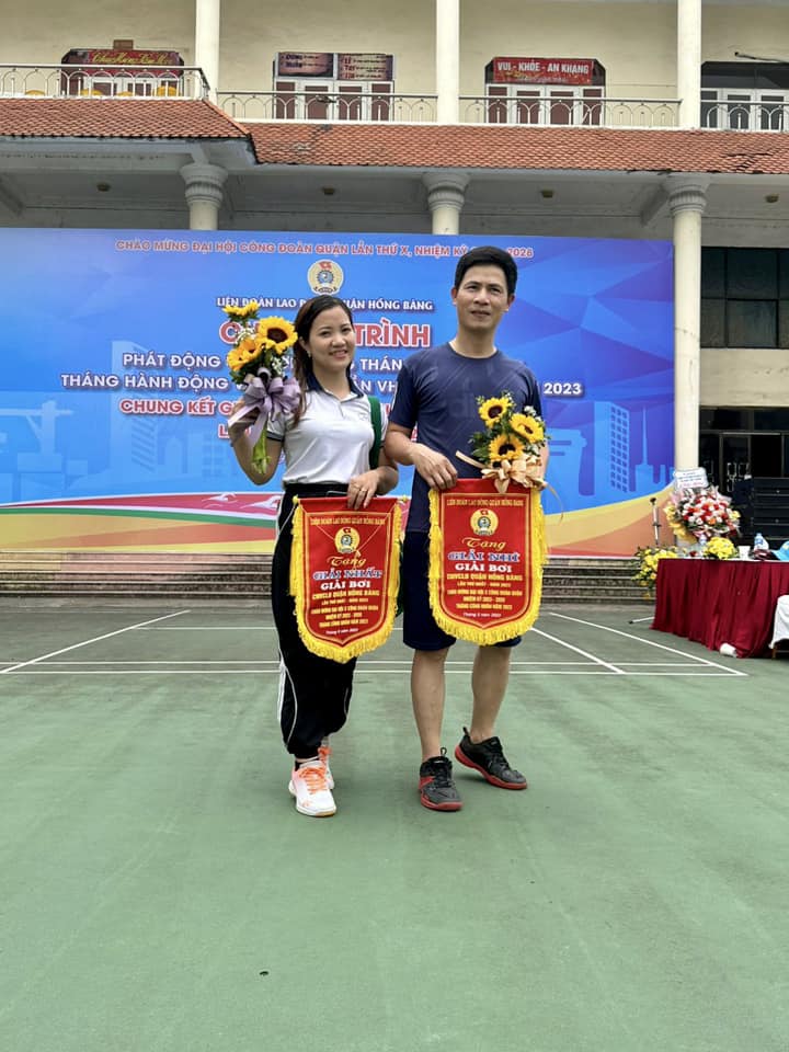 vé bể bơi