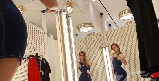 [Image: Voyeur50215111650.jpg]