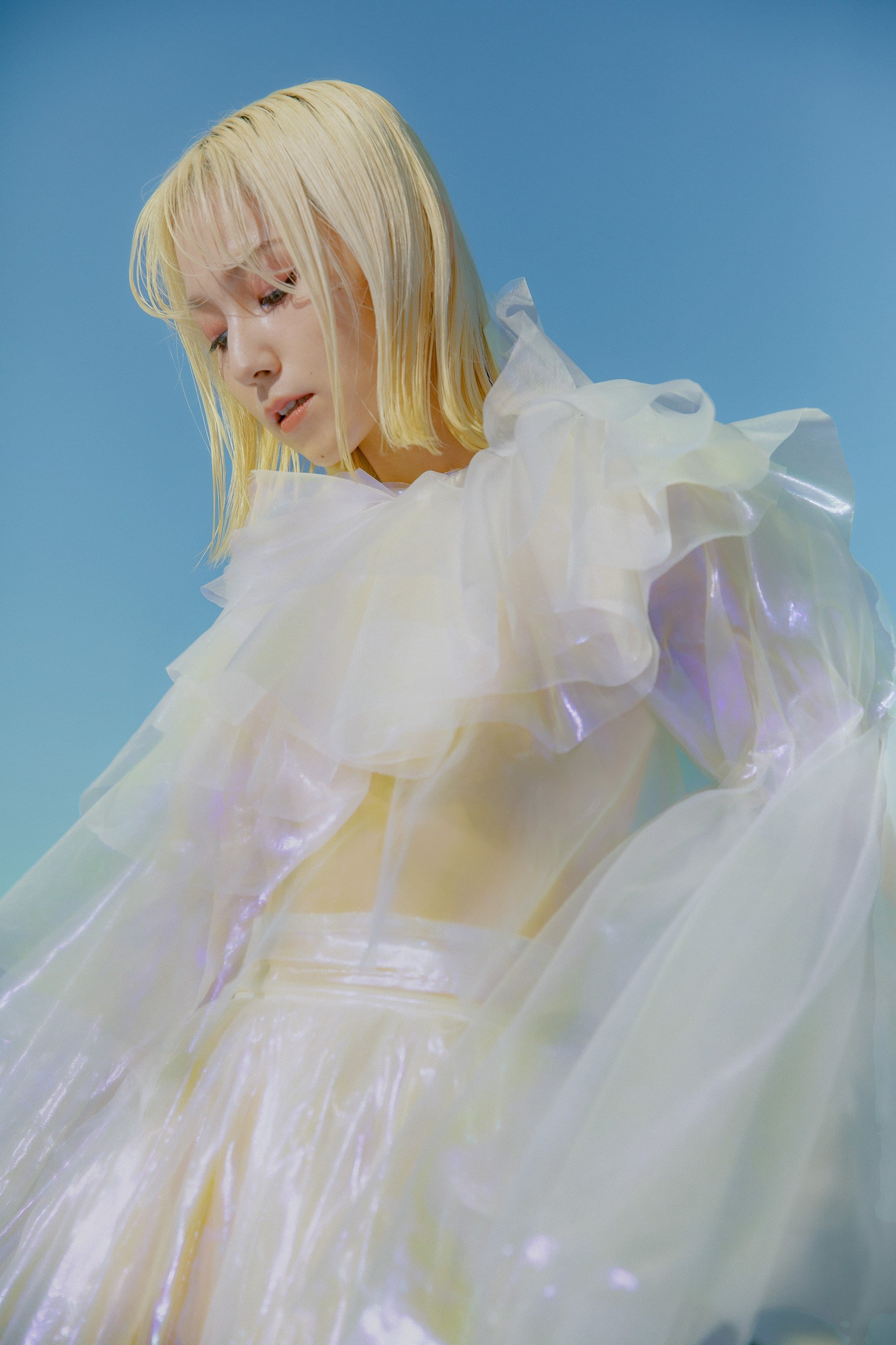 LUMINOUS