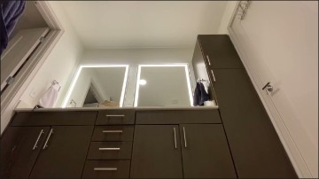 [Image: Voyeur58325100004.jpg]