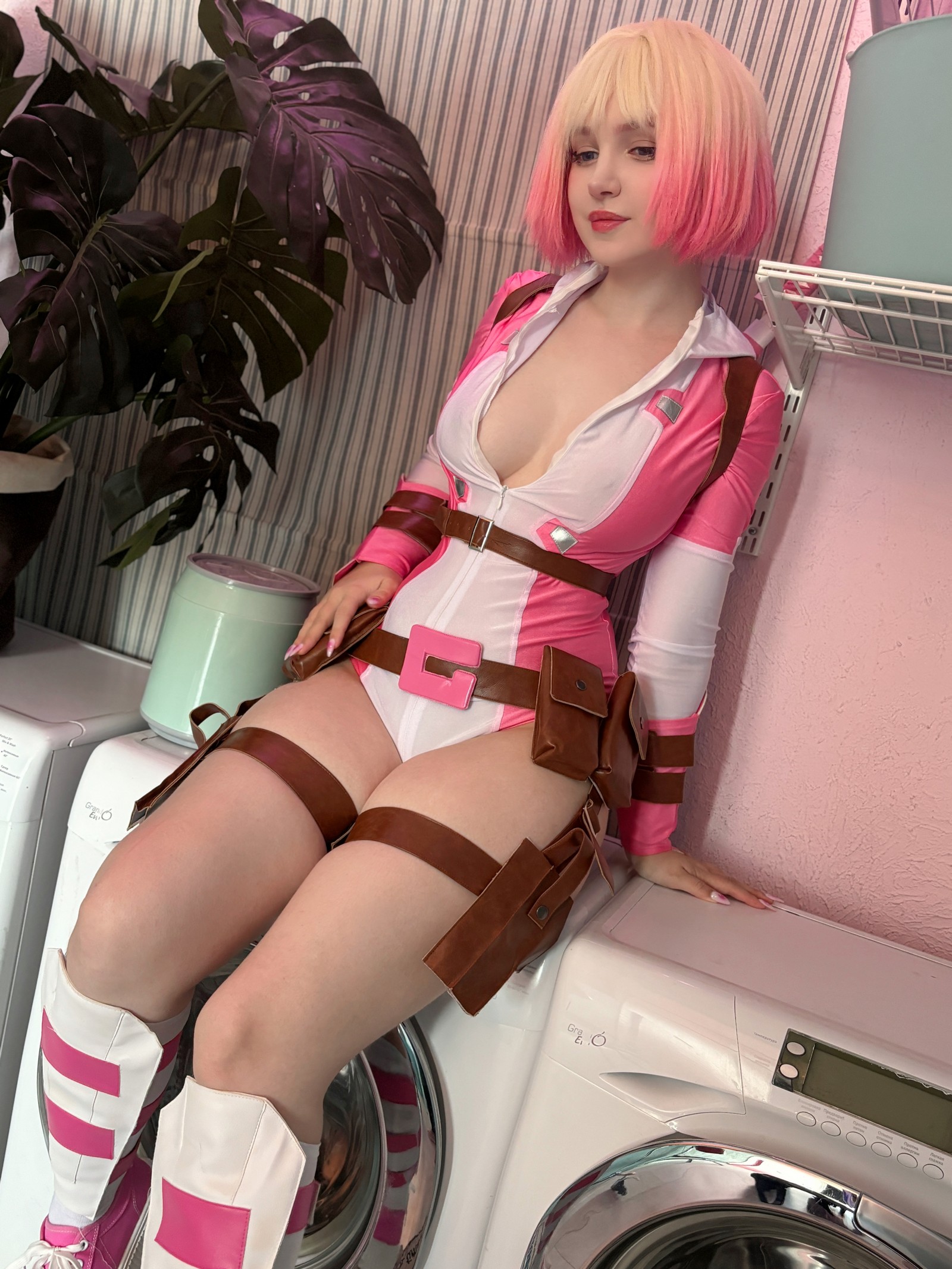 Ulichan超清写真集 Gwenpool｜4K高画质套图 62P（767MB）插图8