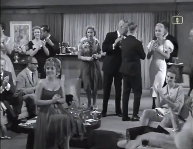 [Image: gz4wtiuz373l.png]