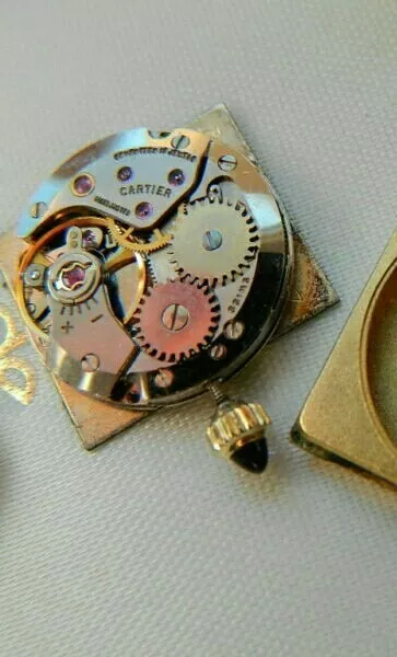 cartier must negro negro e