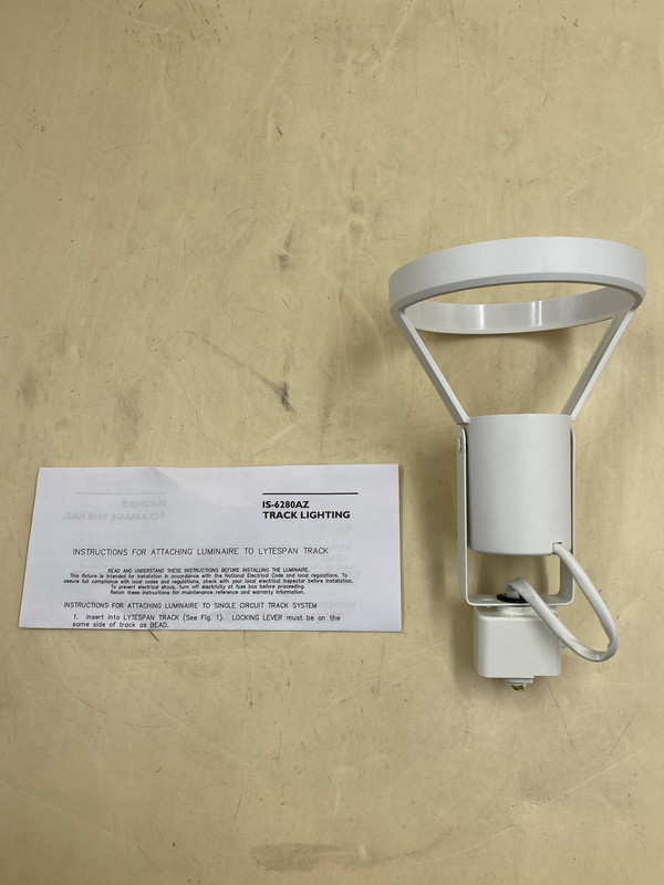 LIGHTOLIER 9038NWH LYTESPAN PAR38 WHITE TRACK LIGHT FITTING GIMBAL RING LIGHTOLIER 9038NWH LYTESPAN PAR38 WHITE TRACK LIGHT FITTING GIMBAL RING