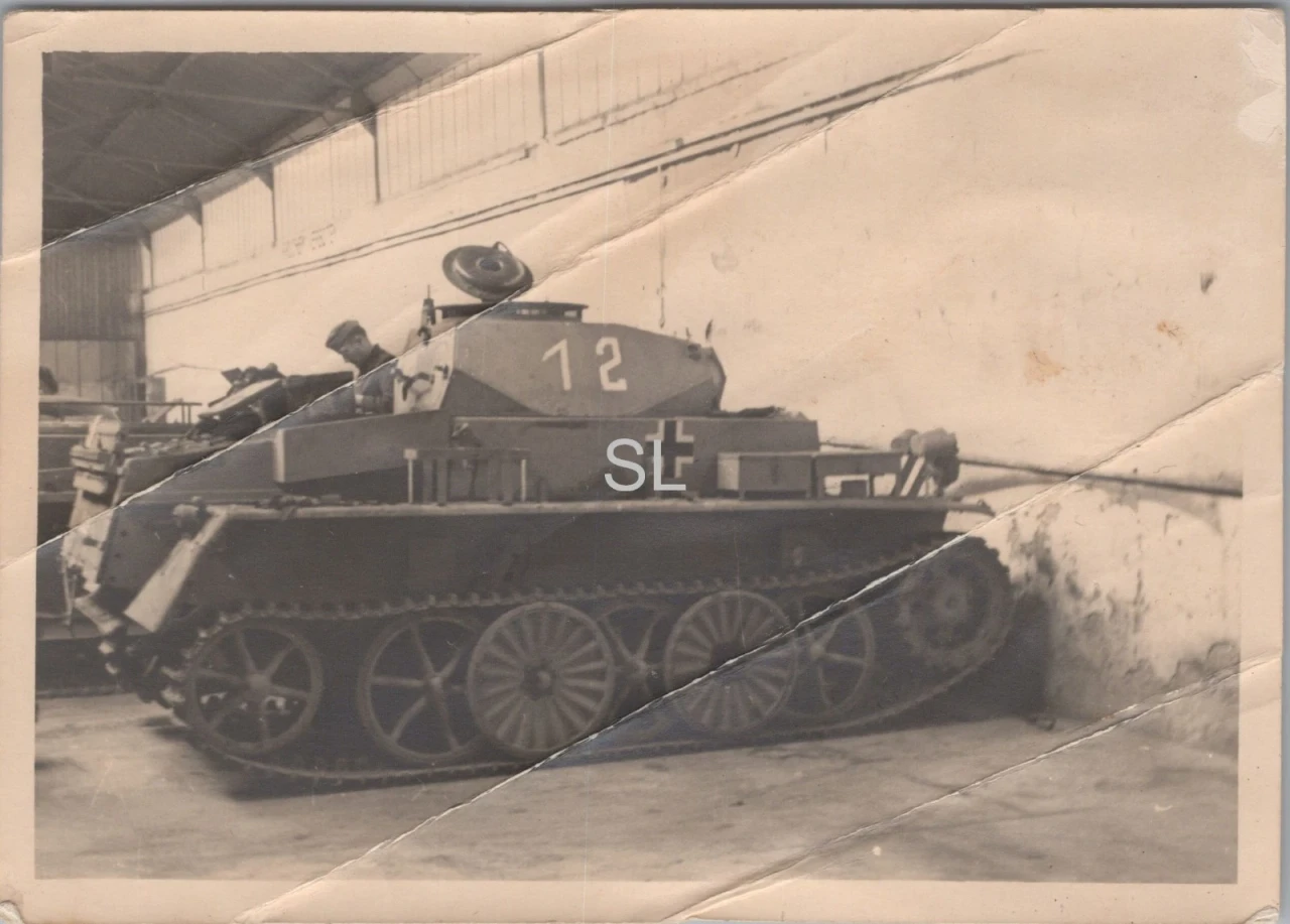 Foto Schwere Panzer Abteilung Schachtellaufwerk Spähpanzer Luchs FRA (MBF 99)