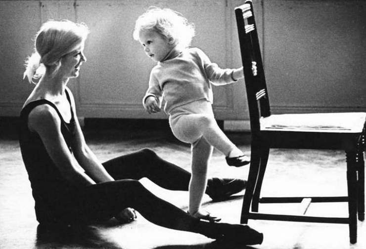 19 атмосферных снимков легендарного фотографа, показывающих жизнь в СССР