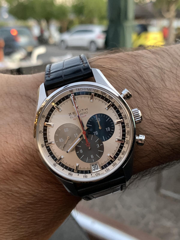 4A7C5CB0-F4FC-430E-A337-AE5CF6E886AC