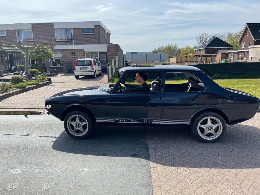 saab 2