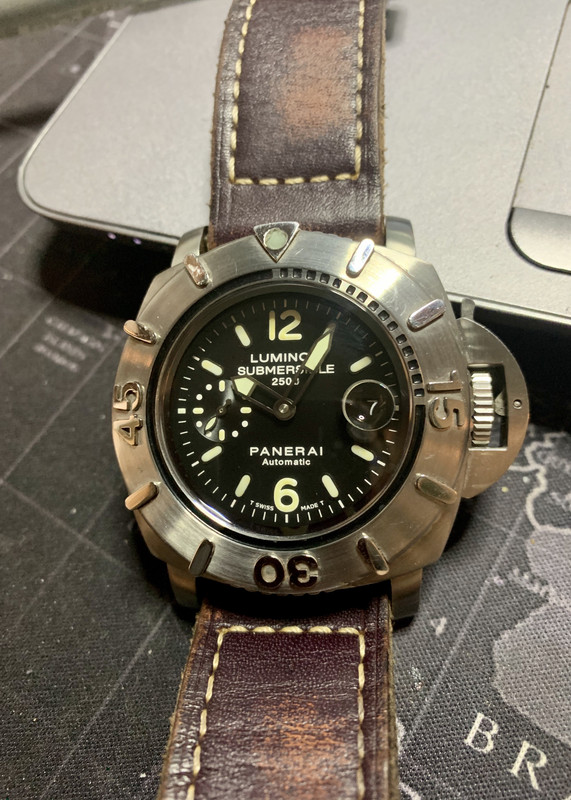 7AFC582D-F3D9-48EF-83AD-F51ADFF0FC0E