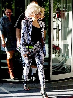 7-21-09-Leaving-Hotel-in-Zurich.webp