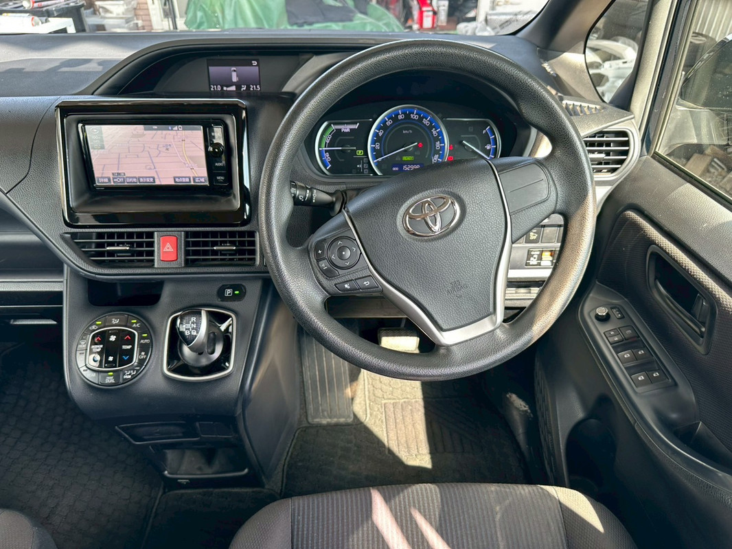 LINE_ALBUM_ヴォクシー_250907_137