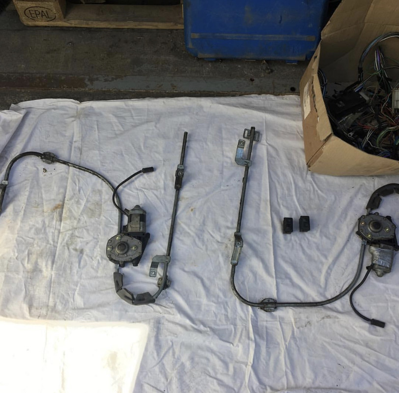 54489955-E46D-41AD-B3DC-4E77A372E8E1