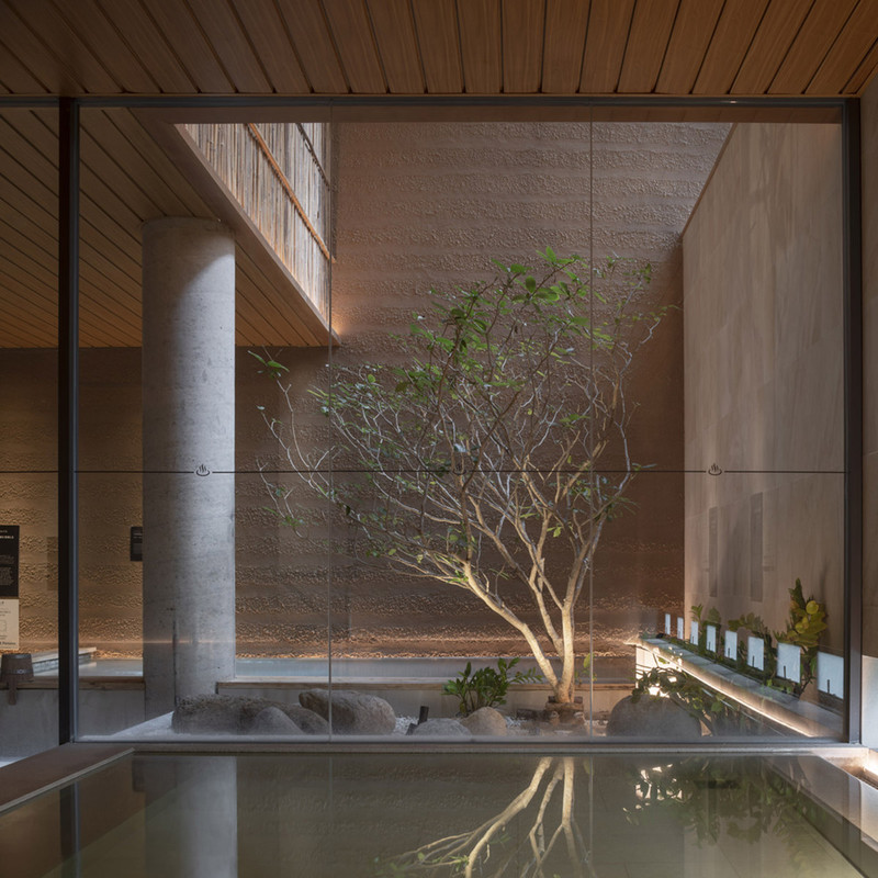 Modern Holistic Center in Shinjuku - 1