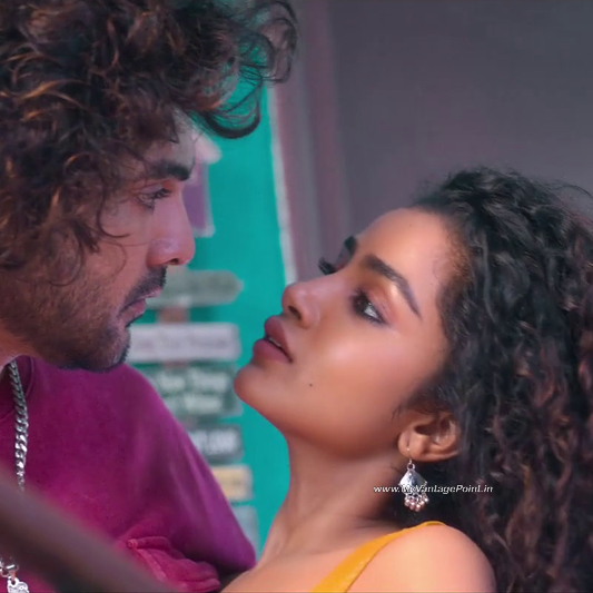sexy-anupama-parameswaran-in-tillu-square-2024