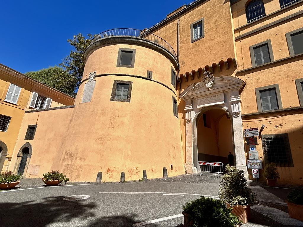 Жаркий сентябрь на побережье Тирренского моря.