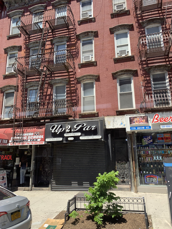 FE1C2C4D-7194-4944-8A55-EB2B3D16C858