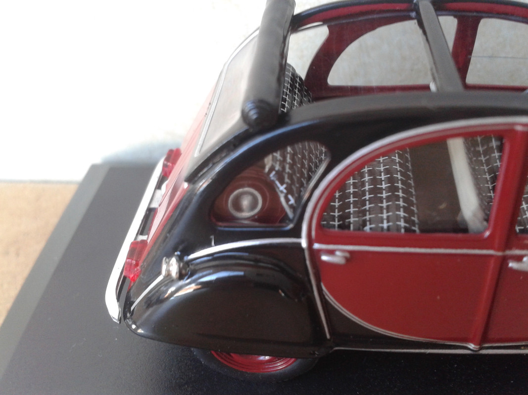 1982 Citroen 2CV6 Charleston (Ixo - nº 5 NQC‘80) (7)