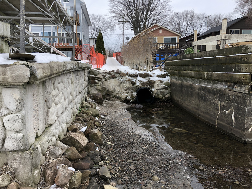 ACC71F83-C49A-4E8C-9B95-3CBF108E1377