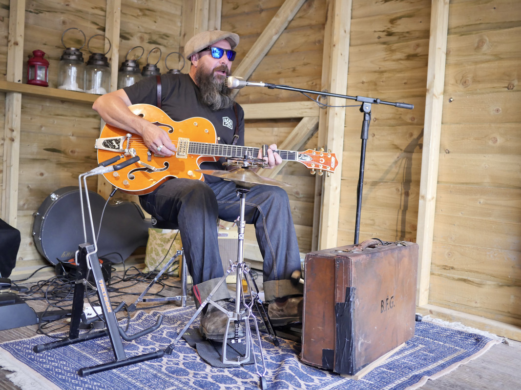 AD3478FB-3B58-4A89-9550-DFD811F99891